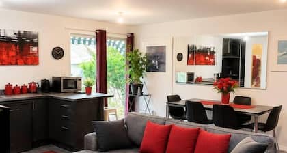 MOWA Art House Apartment