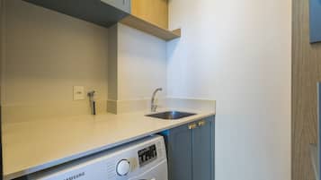 Basic Apartment | Interior