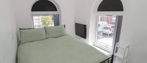 2 bedrooms, free WiFi, individually decorated, individually furnished