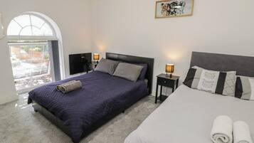 2 bedrooms, WiFi (free), individually decorated, individually furnished