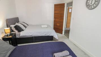 2 bedrooms, WiFi (free), individually decorated, individually furnished