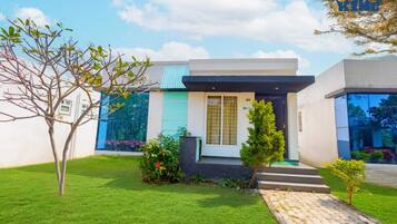 Premium Duplex | Bahagian luar