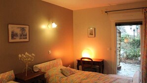 3 habitaciones, cuna de viaje, wifi gratis y ropa de cama 