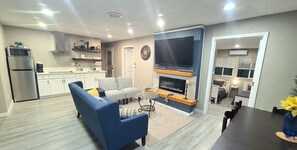 Unclassified image, 3 of 4, button - 3-Bedroom Apartment in Spring Valley (Spring Valley)