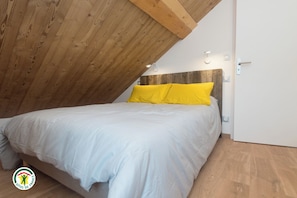 3 soverom, reiseseng for barn, wi-fi (inkludert) og sengetøy