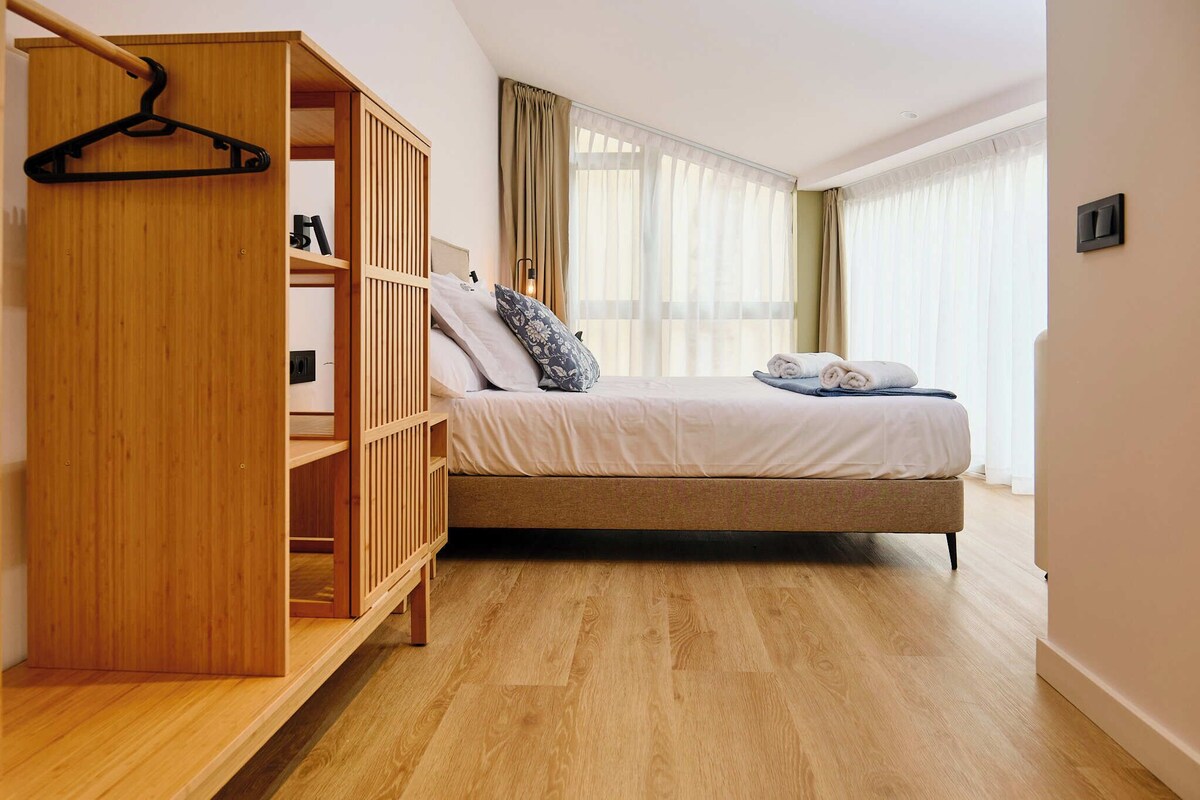 Chambre Confort double (Calma) | Bureau, espace de travail pour ordinateurs portables