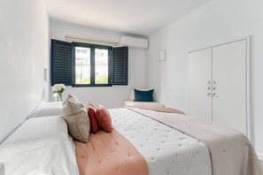 Room - Vrbo Property (Maspalomas)