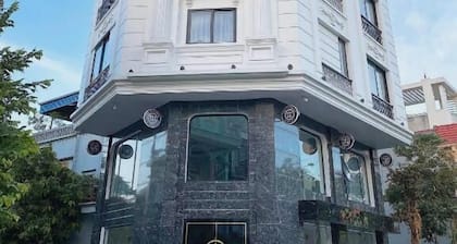The Wiltons Hotel