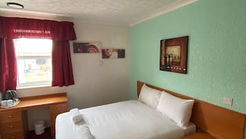 Standard-Doppelzimmer | Schreibtisch, kostenloses WLAN