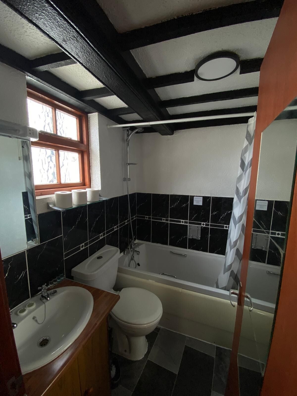 Standard Double Room | Bathroom | Shower, free toiletries, towels, soap