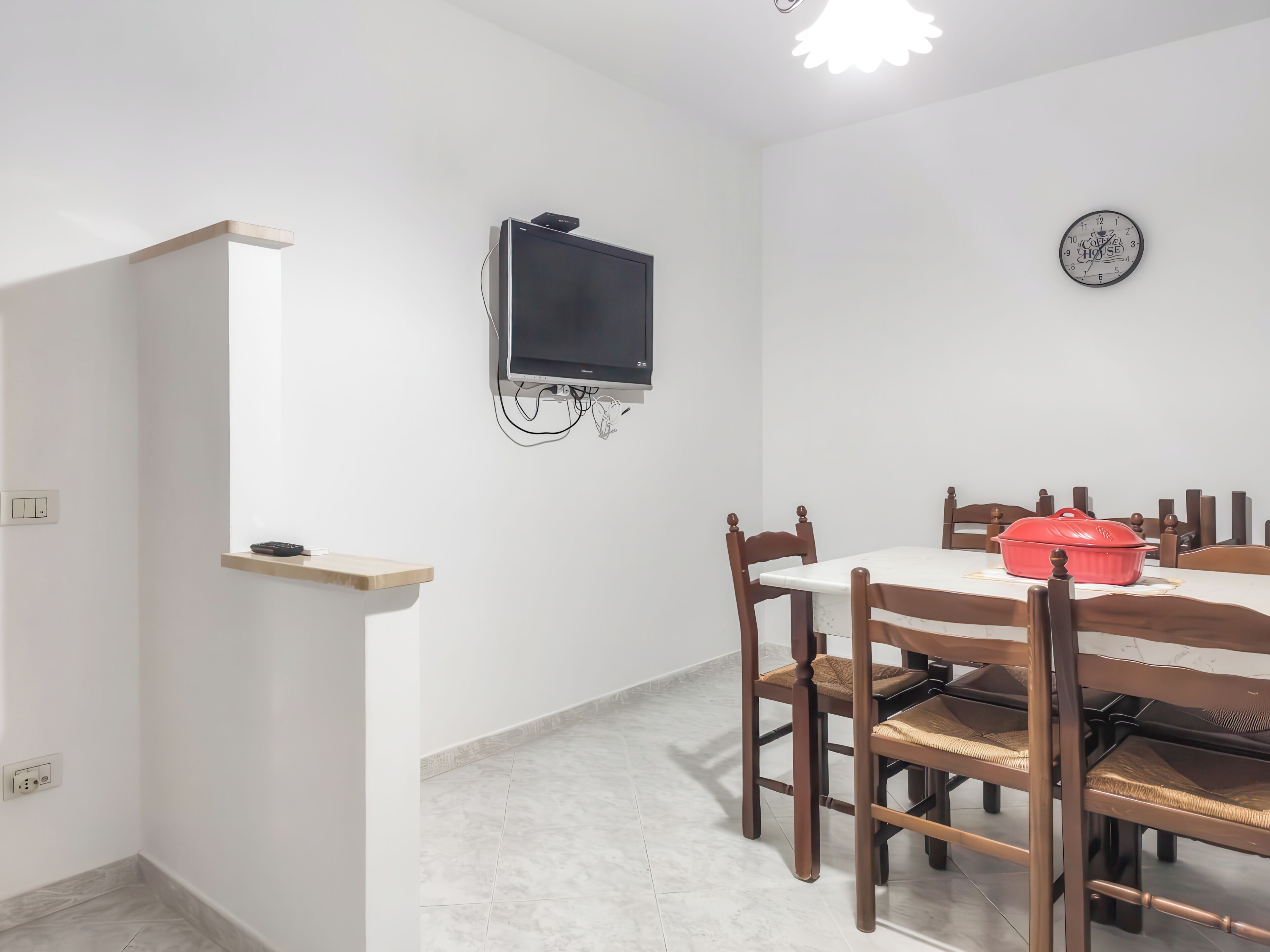 Apartment | Dining