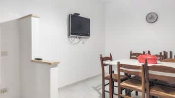 Apartment | Dining