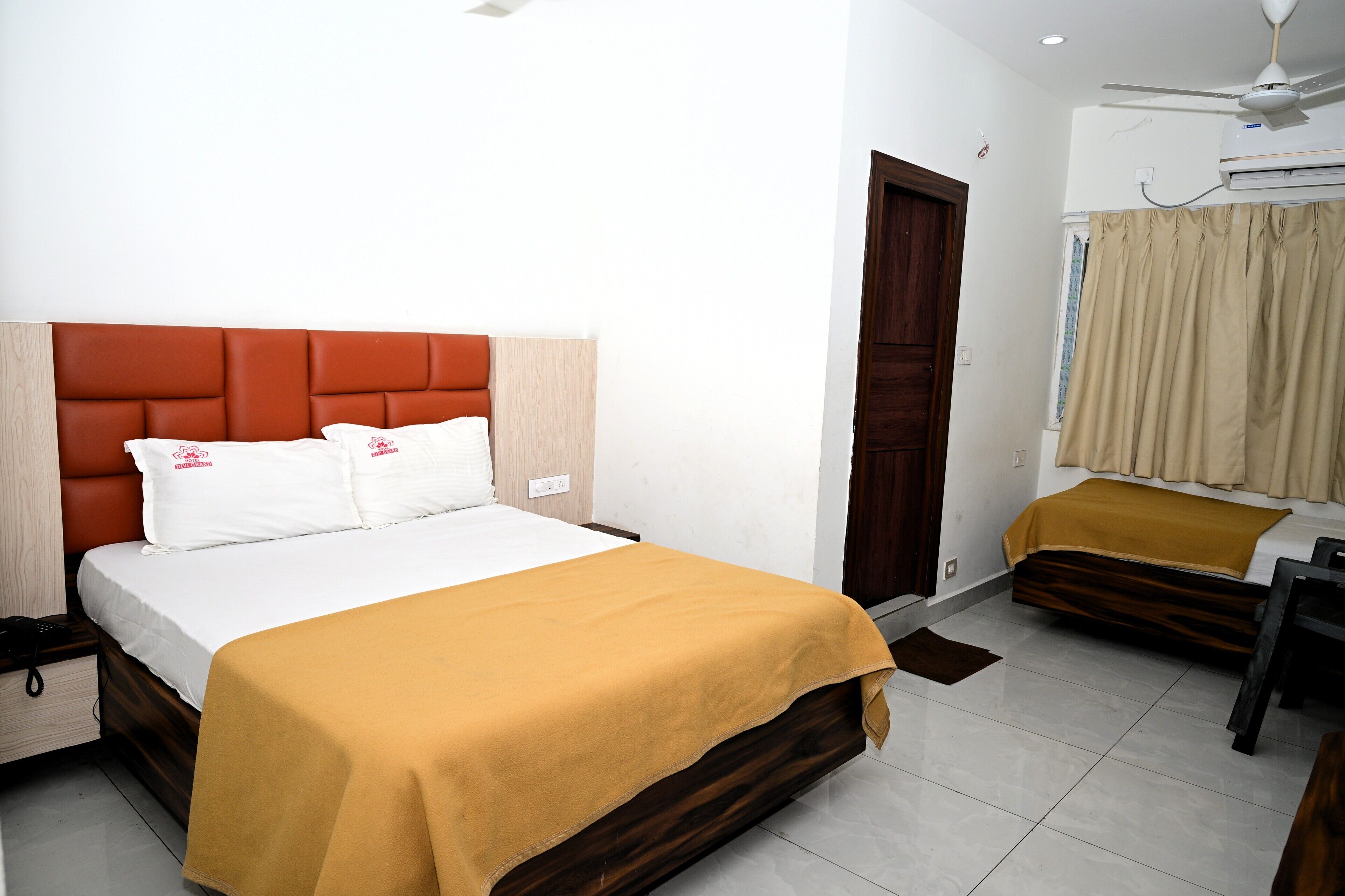 Dreibettzimmer