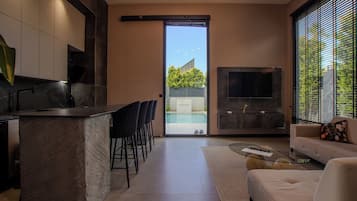 Villa, 2 habitaciones, piscina privada, vistas a la piscina | Zona de estar