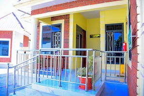 Exterior detail - JOSEPHINA LODGE DODOMA (Dodoma)