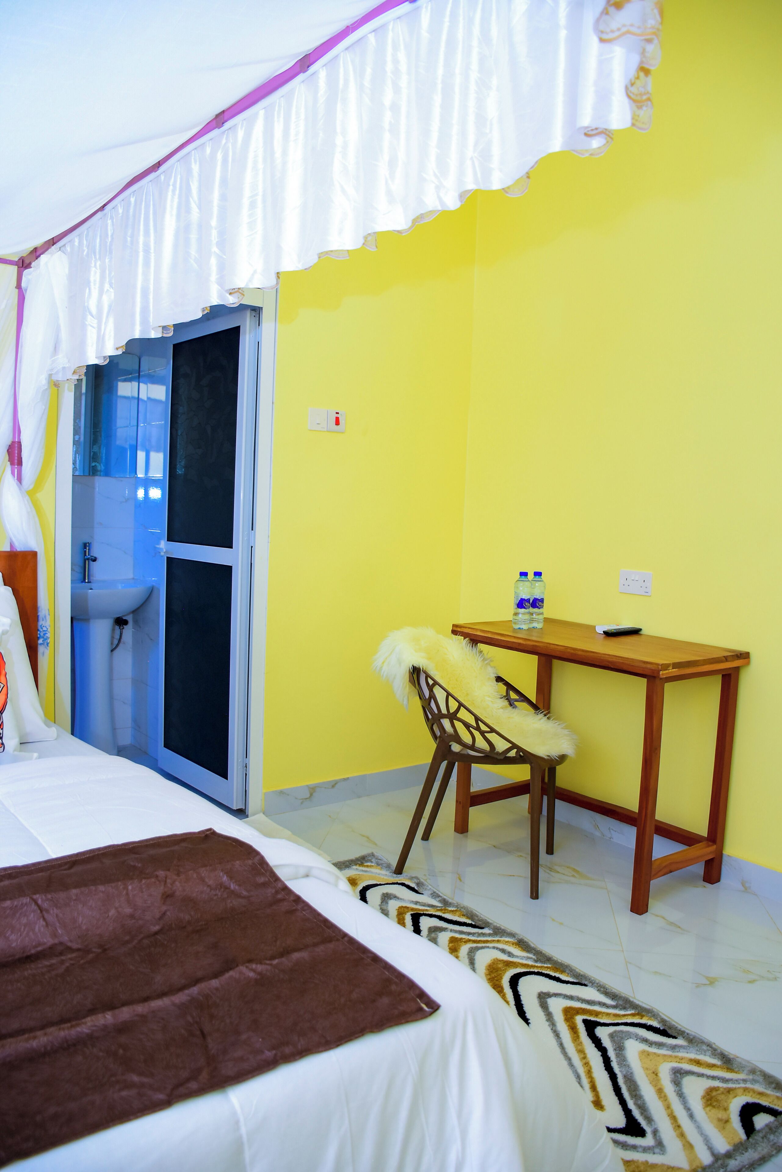 Standard Double Room, Garden View | Desk, laptop workspace, WiFi (free)