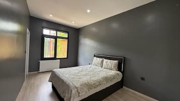 Villa Elite, piscina privada, vistas al lago | Wifi gratis