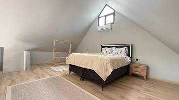 Familie-bungalow, privat basseng, hageutsikt | Wi-fi (inkludert)
