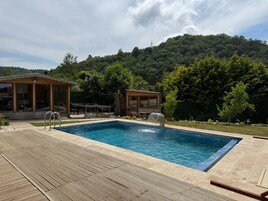 Vila elite, piscina particular, vista para o lago | Wi-Fi de cortesia