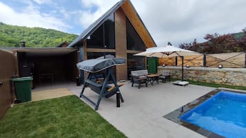 Design Bungalow, Private Pool, Garden View | Pool | Outdoor pool