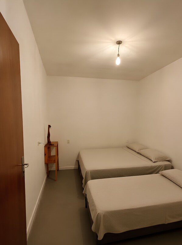 2 bedrooms, bed sheets