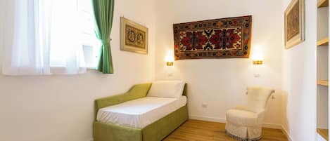 อพาร์ทเมนท์ (3 Bedrooms)