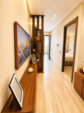 1 bedroom, iron/ironing board, free WiFi, bed sheets - Studio Chic & Luxueux • Centre Casablanca (Dar-el-Beida)