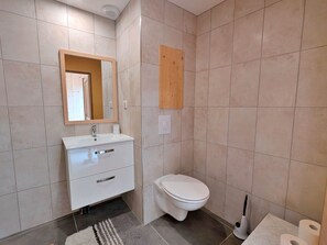 Bathroom - Guest room with balcony - 2 guests (Rehaupal)