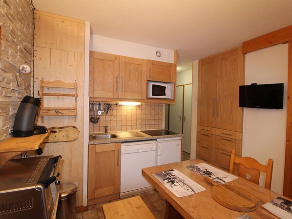 Private kitchen - Comfortable apartment - 4 guests (Aussois)
