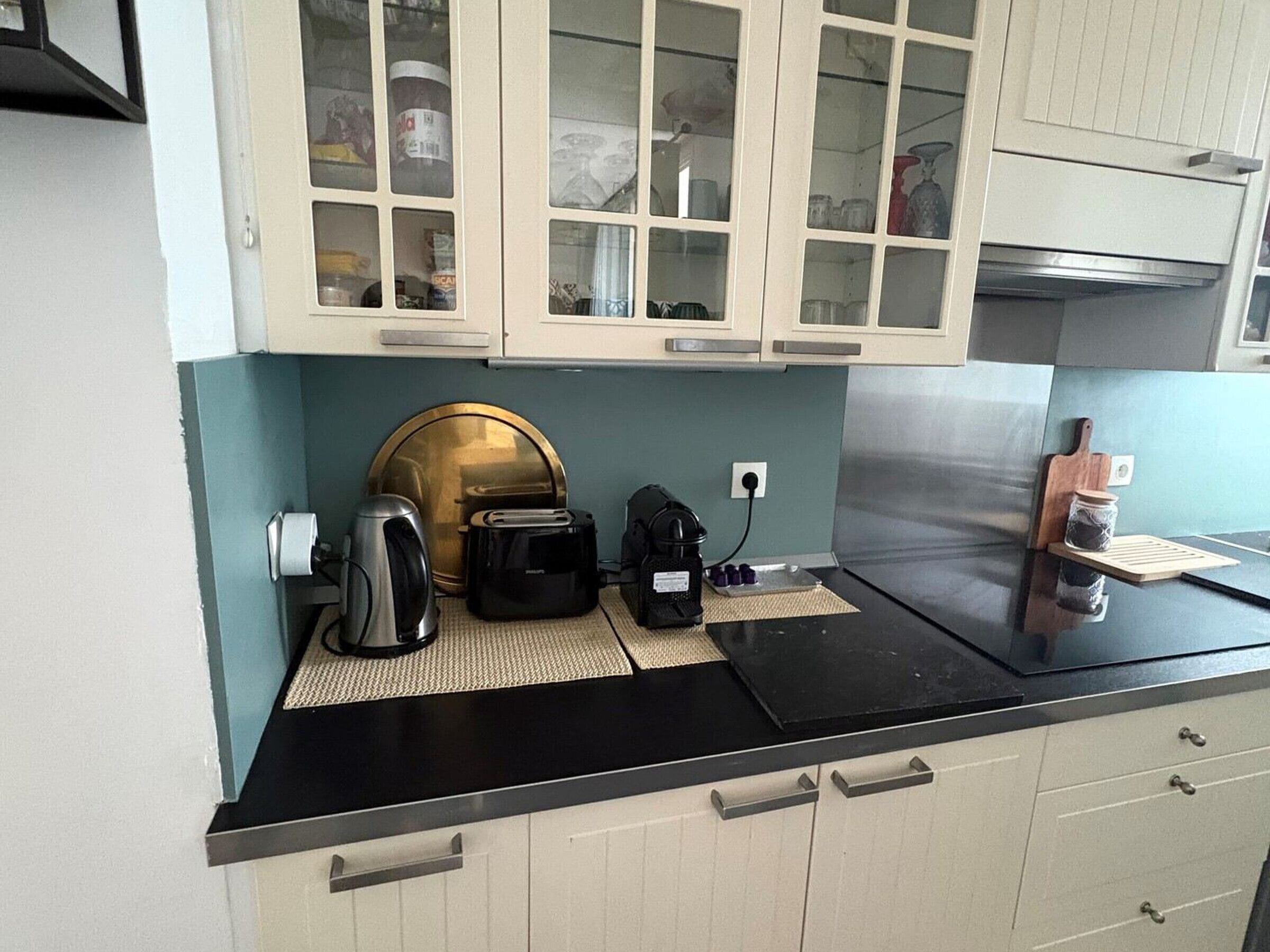 Fridge, microwave, dishwasher