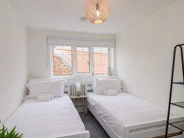 5 quartos, Wi-Fi de cortesia, individualmente decorados