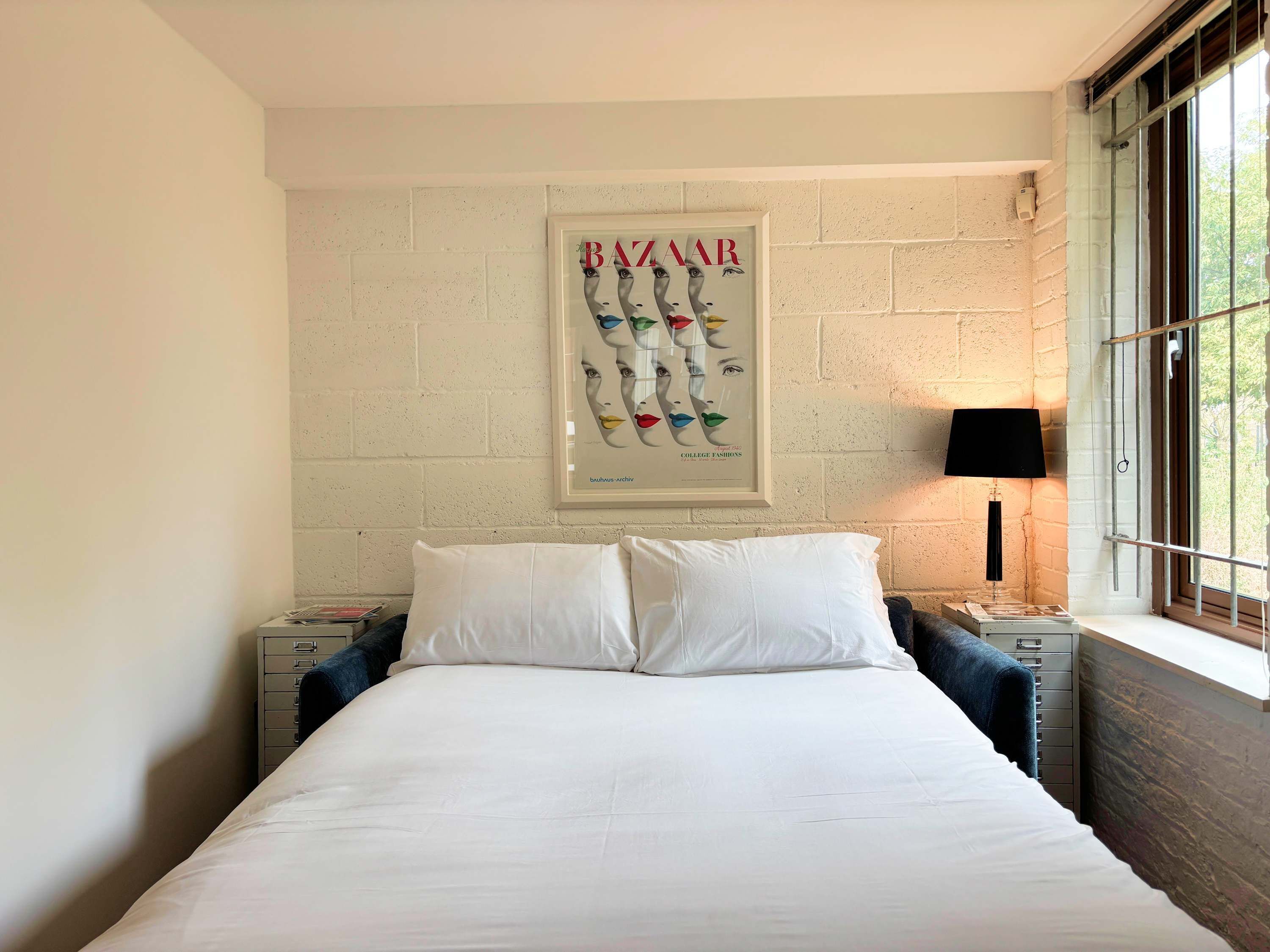 Desk, iron/ironing board, WiFi, bed sheets