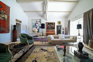 Casa | 5 habitaciones y internet