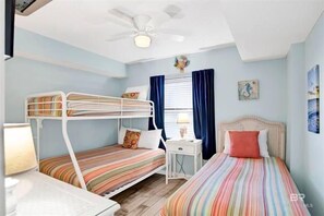 Room - Seaside Beach & Racquet 5717 by Liquid Life (Orange Beach)