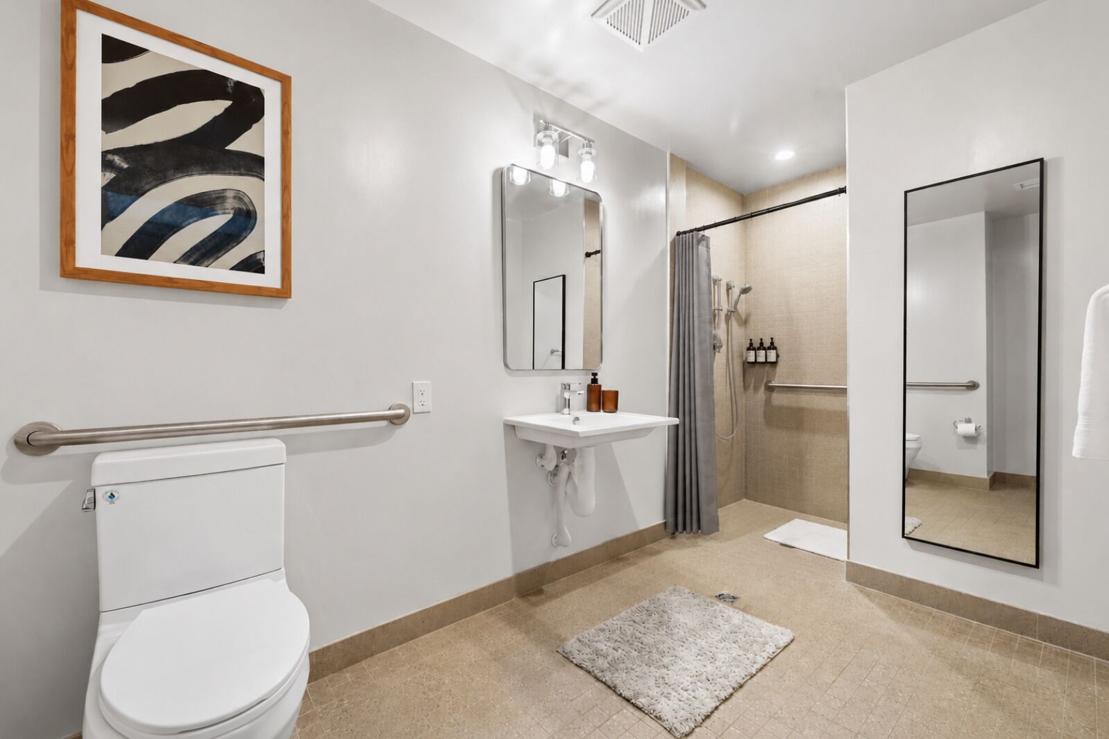 Estudio Deluxe, balcón, vista a la ciudad | Baño