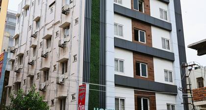 HOTEL GRAND CITY