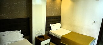 HOTEL GRAND CITY
