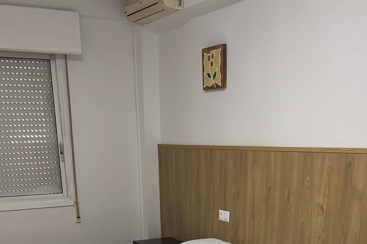 Camera con 2 letti singoli, vista collina | Wi-Fi gratuito
