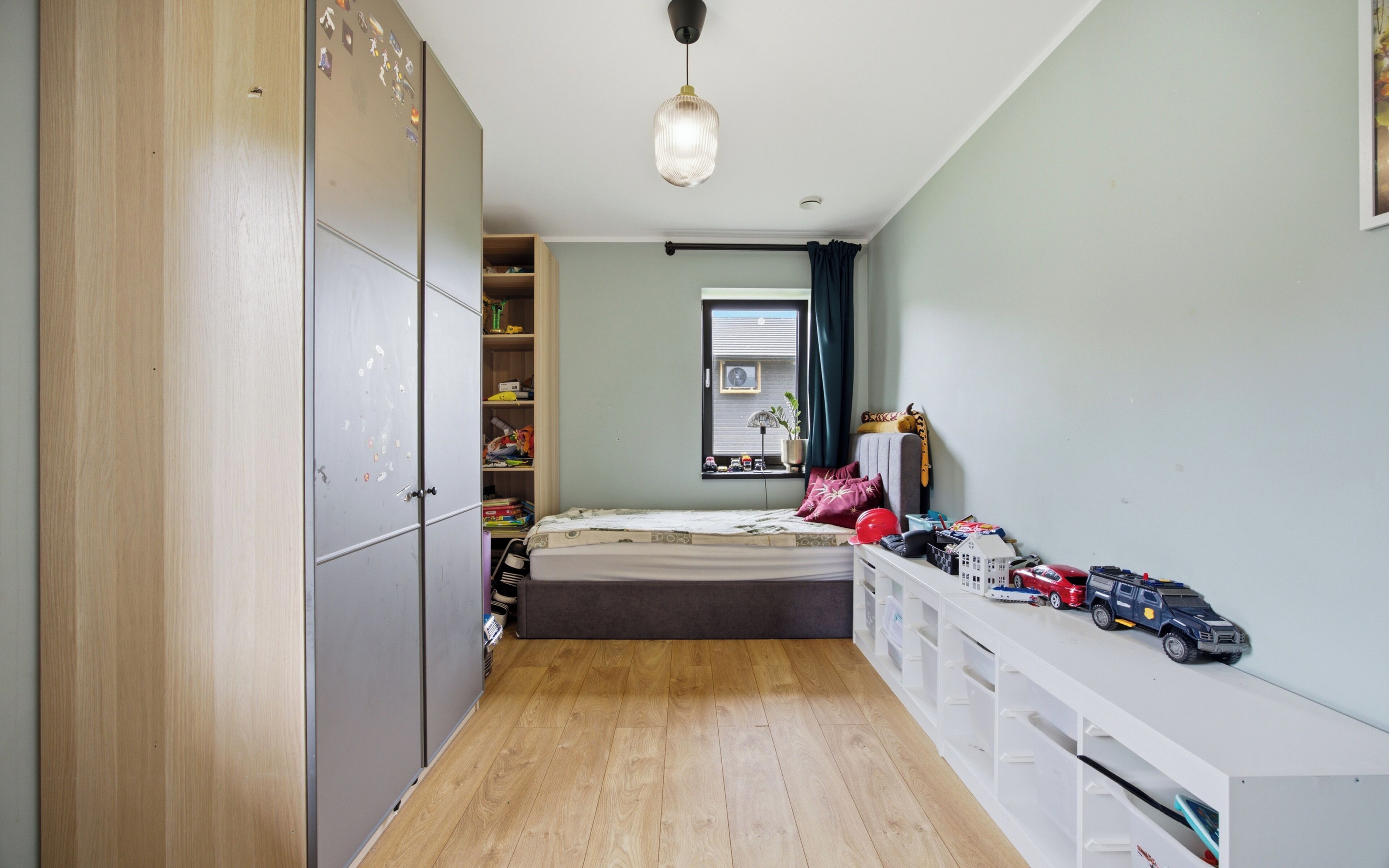 3 bedrooms, internet, bed sheets