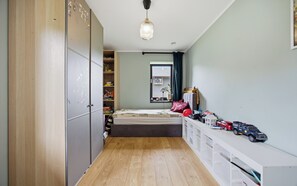 3 bedrooms, Internet, bed sheets