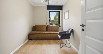 Luxury Pool & Sauna Villa Roiu