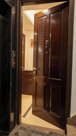 Interior - Fortune Home Service Apartment E120 3BHK (Delhi)