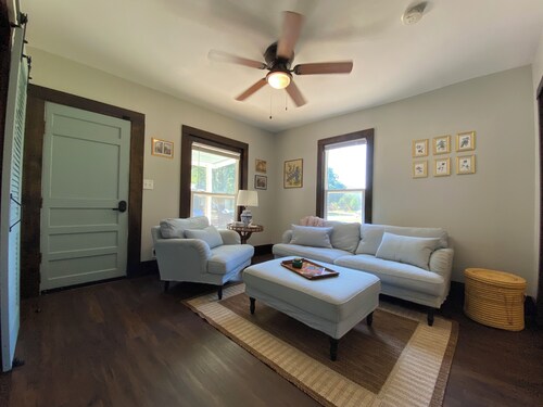 Cozy 3-bedroom cottage in Lincoln