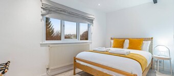 Traditional 2 Bed Cottage, Otford, Games Room, Sleeps 4, Parking