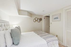 1 chambre, fer et planche à repasser, accès au Wi-Fi (inclus)