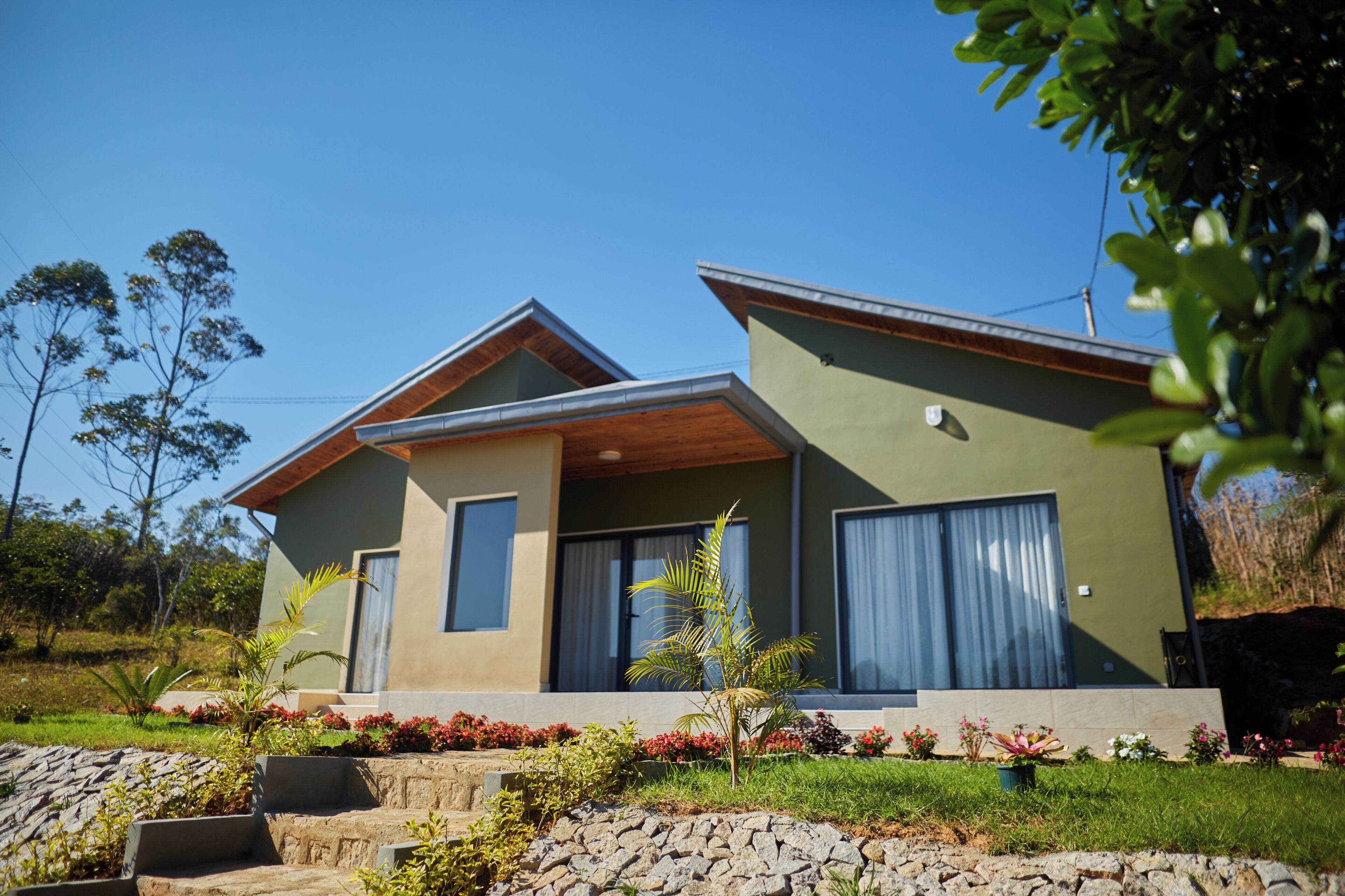Bangalô família, vista para o jardim | Fachada