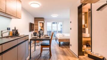 Appartement, balcon, vue montagne