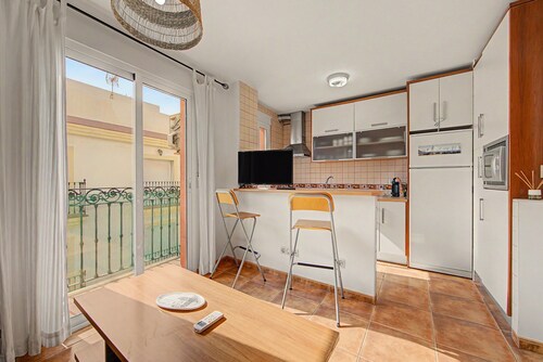 'Fmr Zurbaran 3' Apartment – 2 Minutes from the Beach in Central Carboneras, Sleeps 4