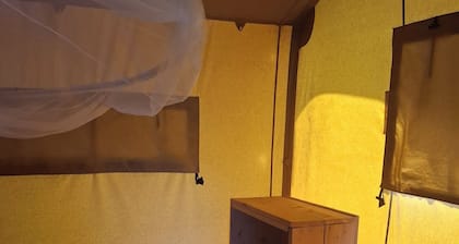 Family Poco Novo Glamping Lodge in Loulé Algarve for 3-4 people
