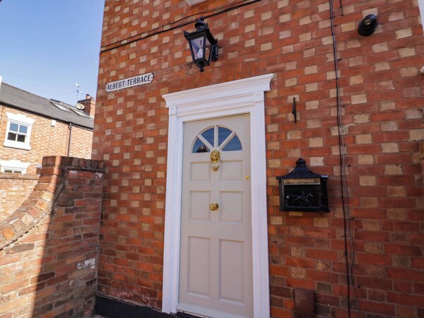 Albert Cottage - Stratford-upon-Avon